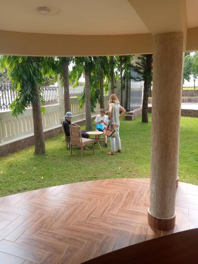 Coast View Resort Кигома Экстерьер фото