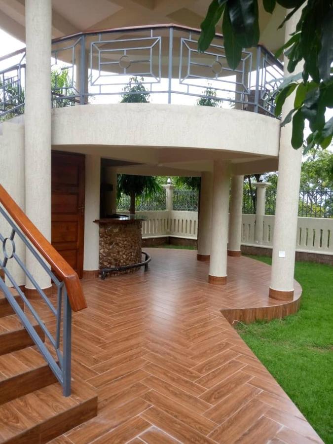 Coast View Resort Кигома Экстерьер фото