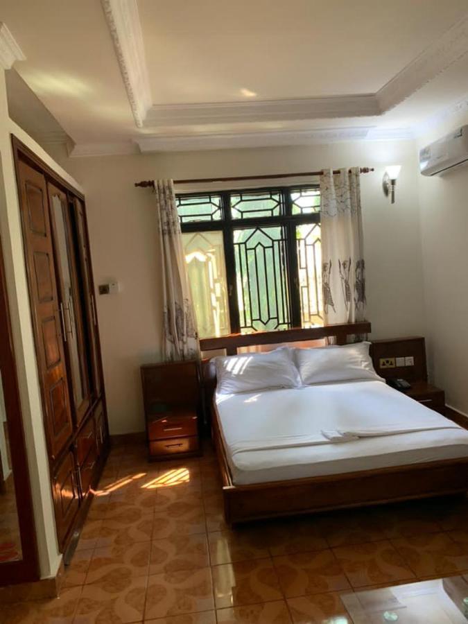 Coast View Resort Кигома Экстерьер фото
