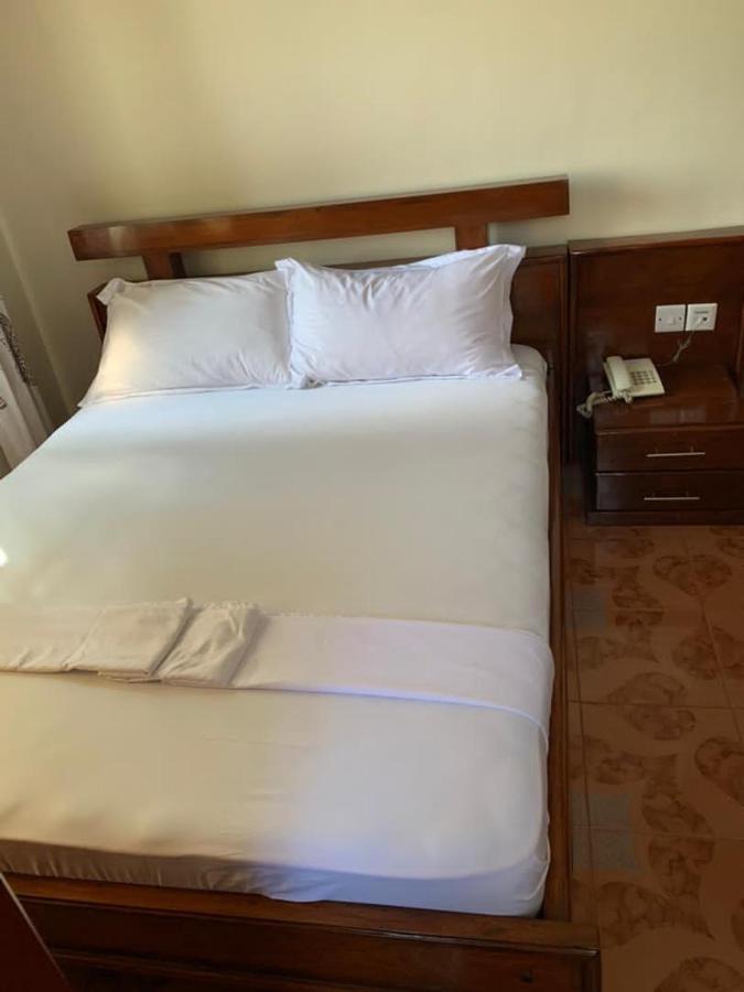 Coast View Resort Кигома Экстерьер фото